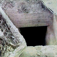 Spider hole where Hussein was found